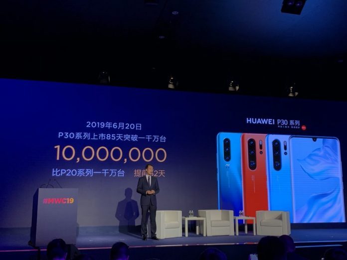 Более 10 млн. продаж Huawei P30