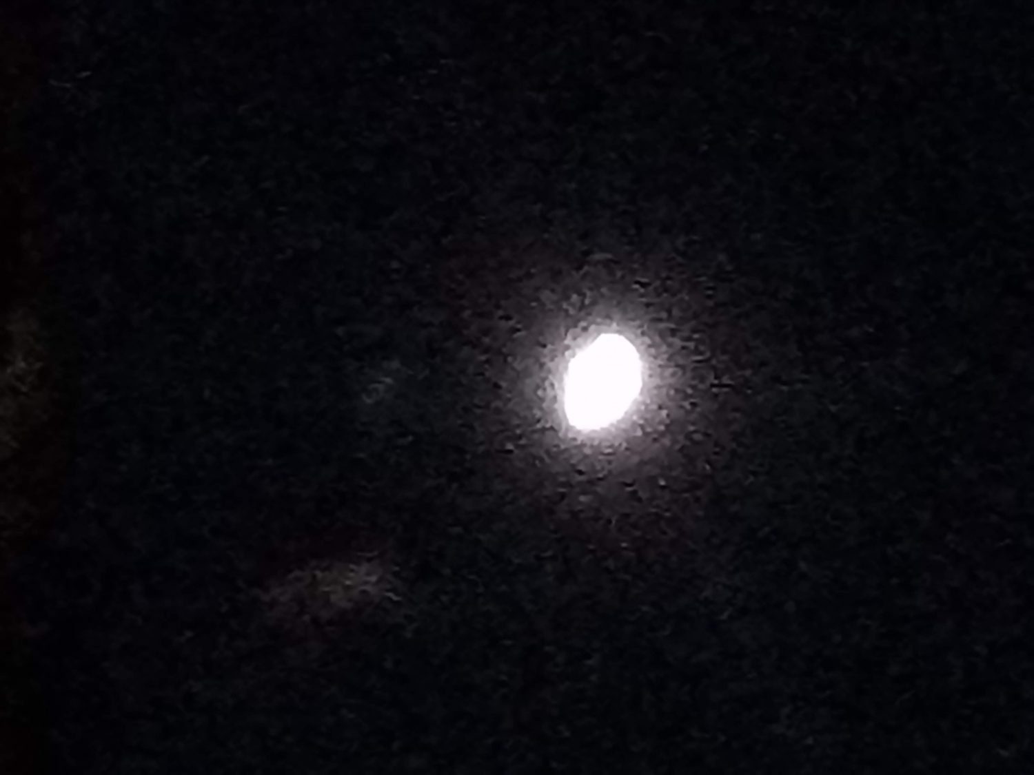 Redmi 6a - ночной снимок макро