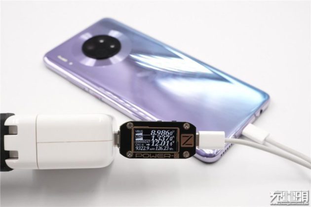 Huawei Mate 30 - проводная зарядка