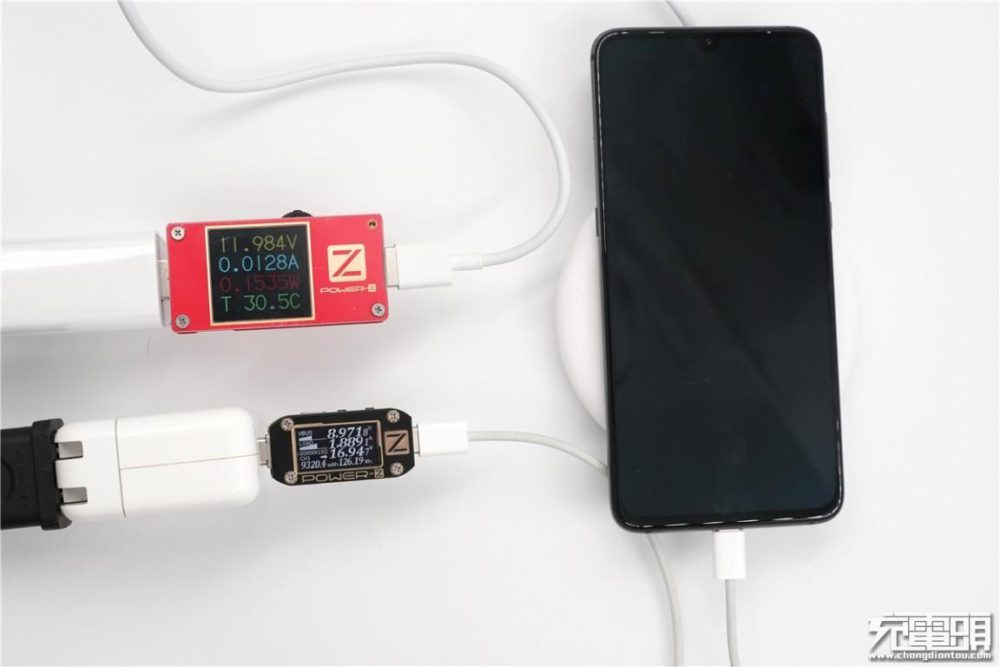 Xiaomi Mi 9 - проводная и беспроводная зарядка