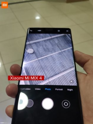 Xiaomi Mi Mix 4 на фото