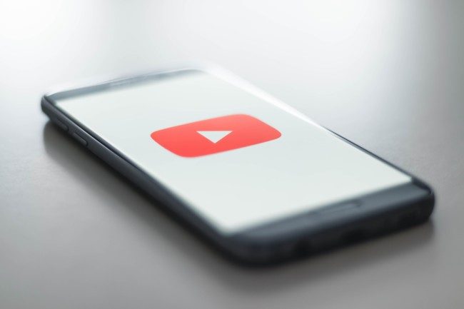 Приложения, которые «жрут» ресурс батареи – YouTube