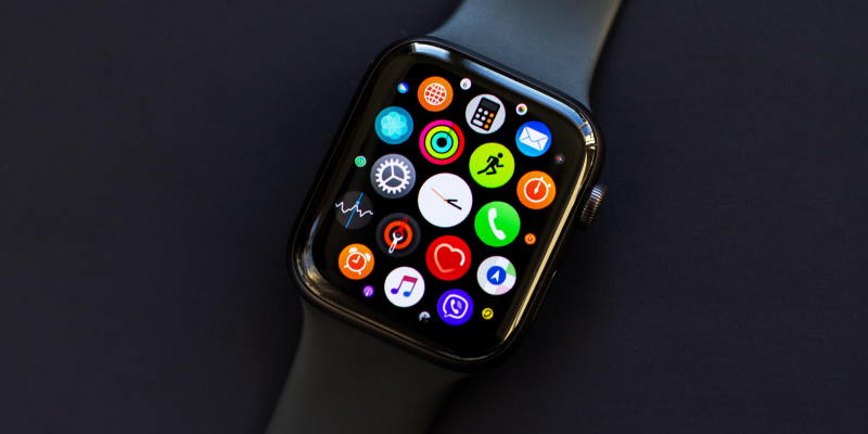 Apple Watch 6 может уступить в продажах бюджетному аналогу – Watch SE