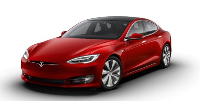 Превзойти Tesla конкурентам удастся не скоро - представлен суперкар Model S Paid