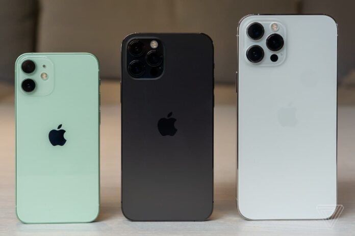Покупатели iPhone 12 mini и iPhone 12 Pro Max массово жалуются на неспособность Apple доставить устройства в обещанный срок