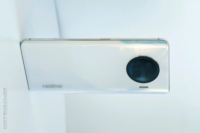 СМИ: Realme готовит смартфон под управлением Snapdragon 888