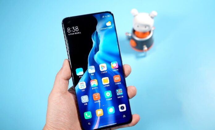 Китайские СМИ рассказали о главном отличии Xiaomi Mi 11 Pro от Xiaomi Mi 11