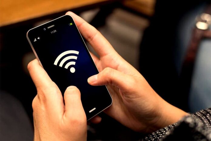 Google запретил смартфонам своего производства подключаться к корпоративным WiFi-сетям