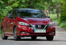 Nissan Leaf дебютировал в Украине по цене почти 1 млн гривен