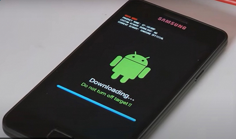 На старый смартфон с 1 Гб оперативной памяти установили Android 11