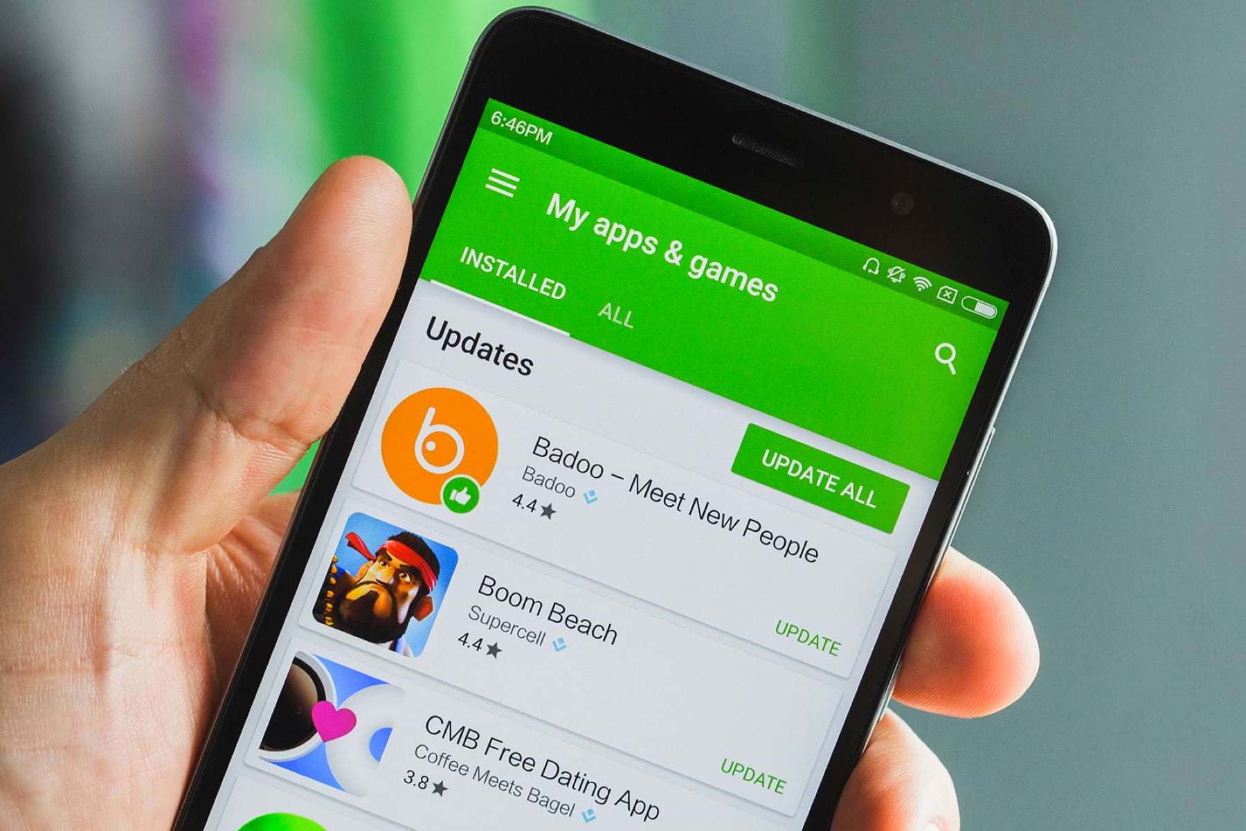 Google app store android. Google Android приложения. PLAYSTORY обновление приложений. Google Play на смартфоне. Доступно на андроид.