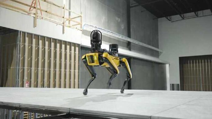 Робособаки от Boston Dynamics начнут патрулировать дата-центры