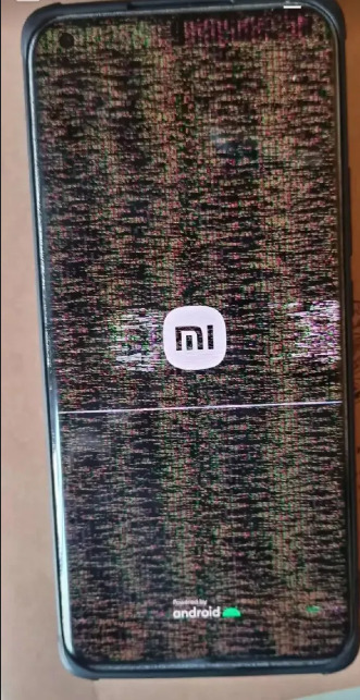Обновление MIUI превратило дорогущий смартфон Xiaomi Mi 11 в нежизнеспособный «кирпич»