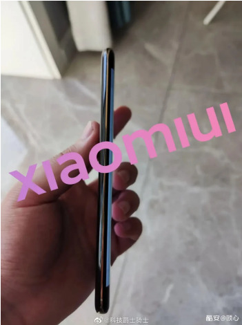 Xiaomi показала прототип первого смартфона с разрешением экрана 2K