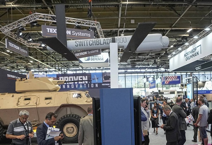 Барражирующий боеприпас Switchblade 600 на парижской выставке Eurosatory