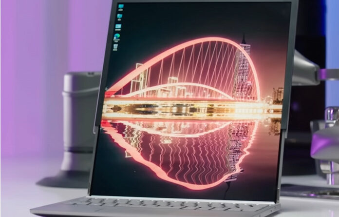 Lenovo представила прототип ноутбука с дисплеем на выставке Tech World China 2022