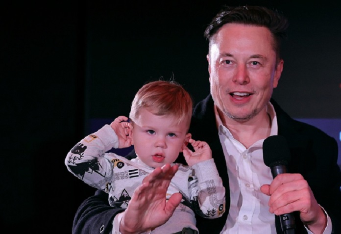 Илон Маск с 2-летним сыном
