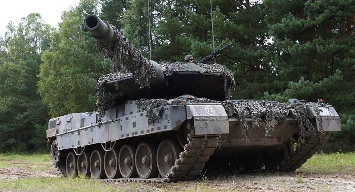 Боєприпас з вольфрамом та ураном EKE для Leopard 2 буде сумісний з Challenger 3