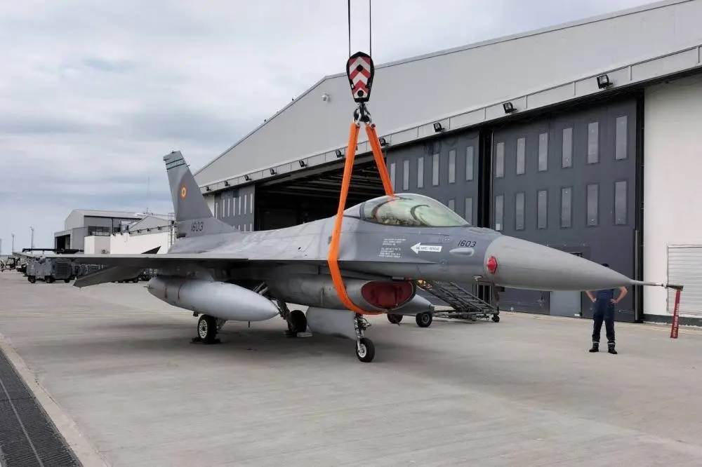 Новый Bayraktar TB2 сравнялся по стоимости с подержанным истребителем F-16