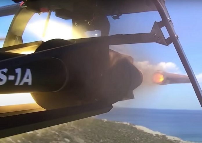 Квадрокоптер SARISA первым в мире получил в качестве вооружения 70-мм ракеты
