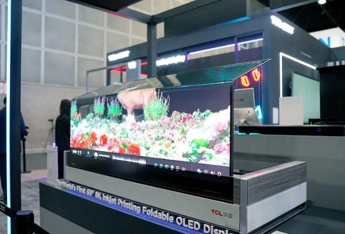 На SID Display Week дебютировал первый в мире сгибающийся 8K-телевизор