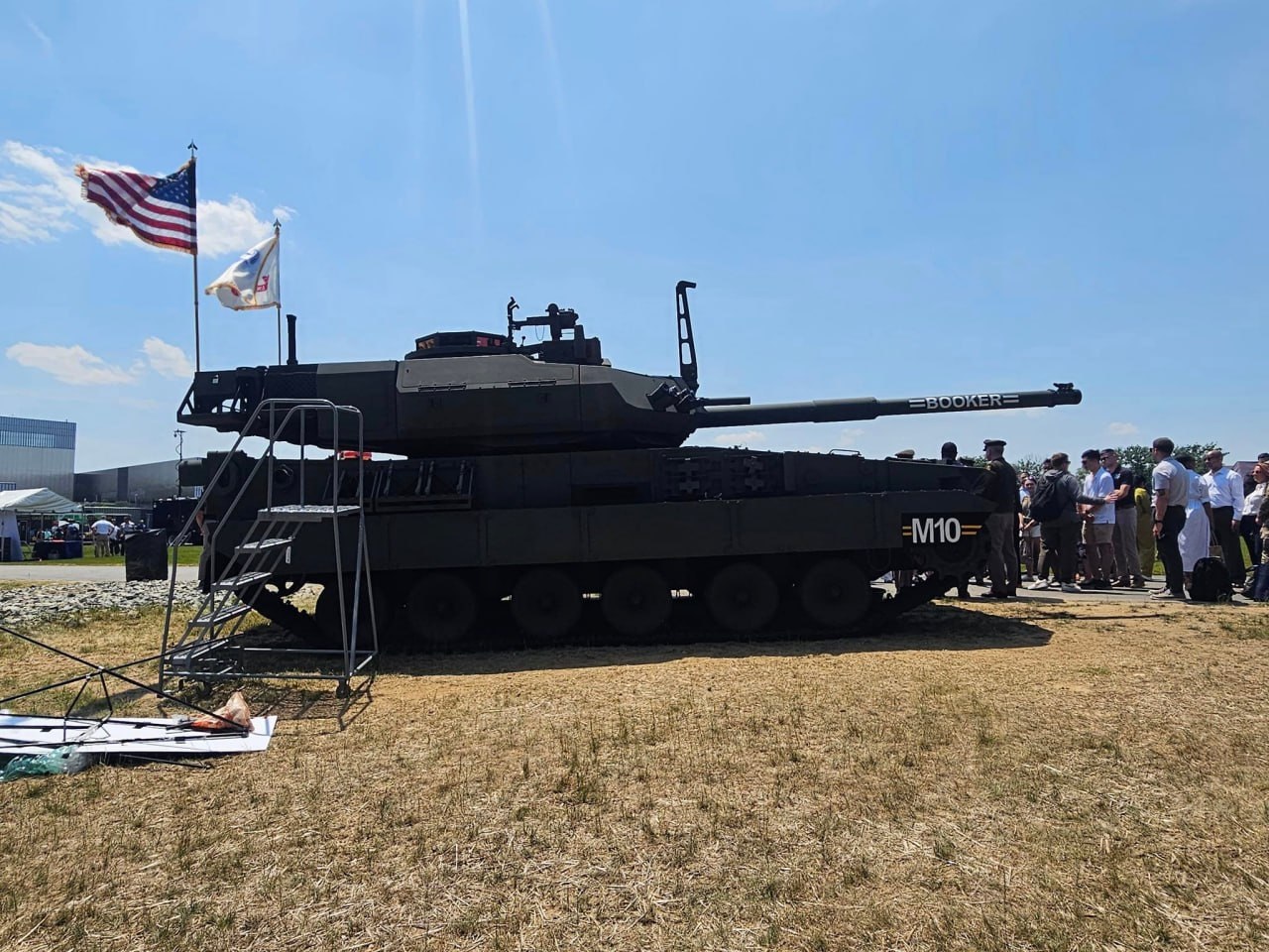 Пентагон визначився з назвою новітнього "легкого танка"