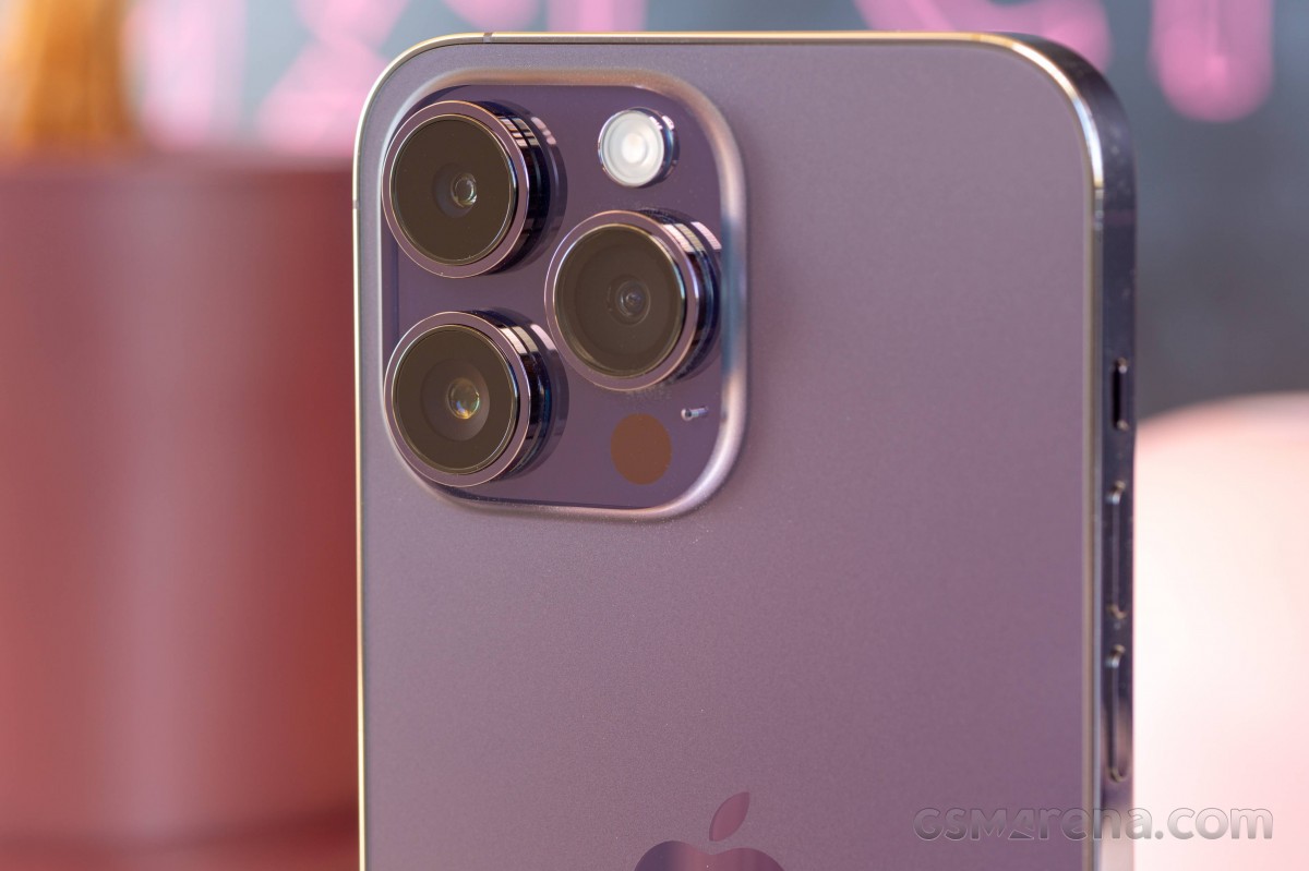 iPhone 16 Pro Max буде оснащений перископічною камерою "Super Telephoto"