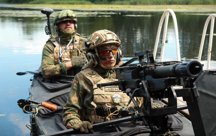 На озброєнні ЗСУ з'являться бойові каяки "Полоз-М16" з гранатометами УАГ-40