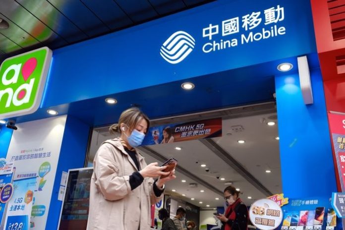 Один из крупнейших китайских операторов объявил бойкот iPhone 15