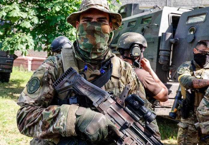 В Украине наладят производство штурмовых винтовок CZ BREN 2