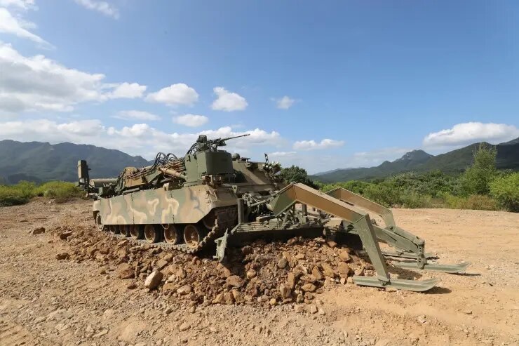ВСУ получат южнокорейские танки K600 Rhino