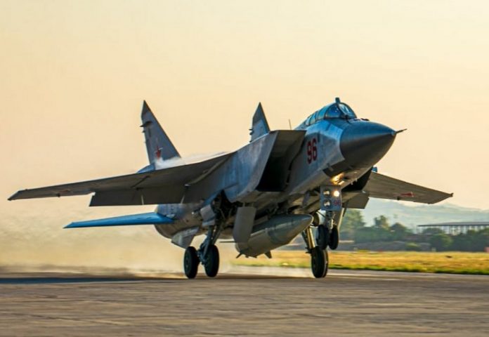 МиГ-31И стали новыми носителями Х47М2 «Кинжал»