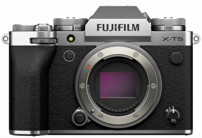 Fujifilm прекратила принимать заказы на камеру X-T5 из-за ажиотажного спроса