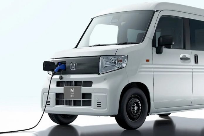 Honda представила электрокар N-Van e стомостью 10 000 USD