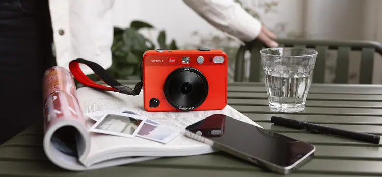 Камера Leica Sofort 2 Polaroid