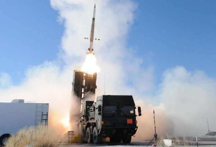 Эксперт объяснил, способны ли западные системы ПВО закрыть небо Украины