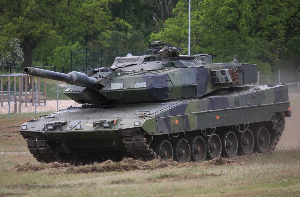 Танки Stridsvagn 122 будуть модернізовані з урахуванням українського досвіду