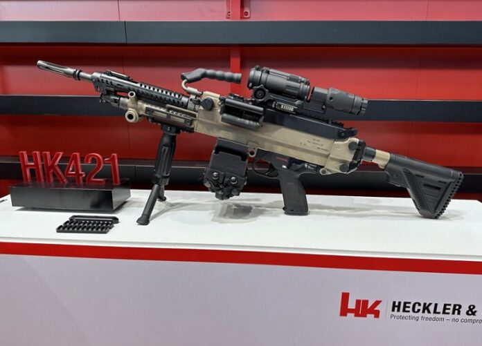 Пулемет HK 421 производства Heckler & Koch дебютировал на выставке MILIPOL