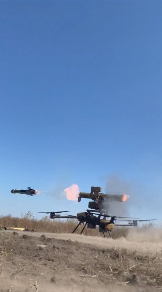 Россияне показали тяжелый дрон "Перун-Ф" с ПТРК «Фагот» на вооружении