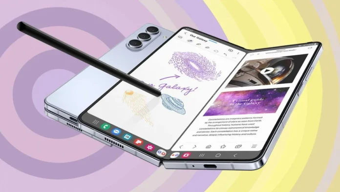 Новые складные смартфоны Samsung: появились первые изображения