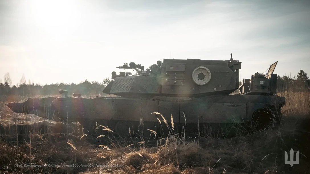 72-тонный монстр: ВСУ получили штурмовую машину разминирования на базе Abrams