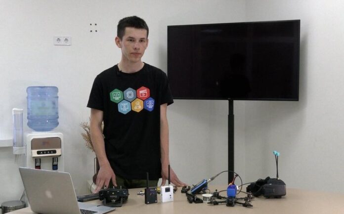 Черниговские старшеклассники разработали детектор БПЛА с искусственным интеллектом
