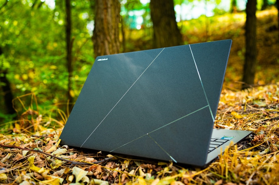 ASUS Zenbook S 14