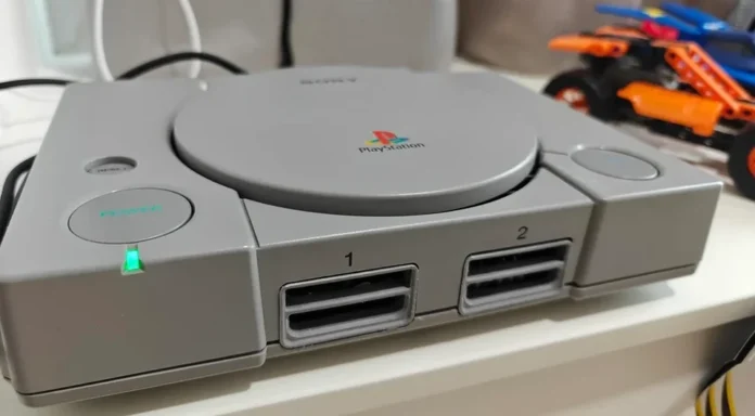 Ігровий ПК в корпусі PlayStation 1