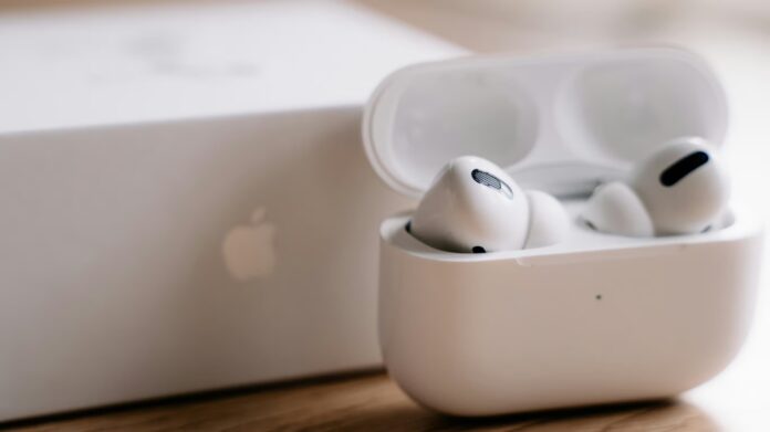 Apple може представити AirPods Pro 3 вже цієї осені: що відомо