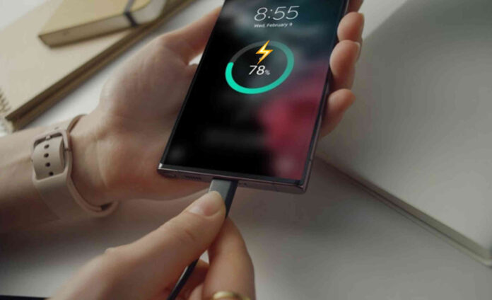 Заряджання смартфону Samsung
