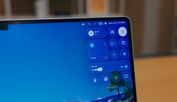 В Samsung розкритикували «знайомий дизайн» і штучний інтелект iOS 26 та macOS 26
