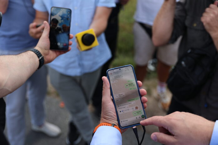 Українці перші в Європі отримали Starlink в смартфонах